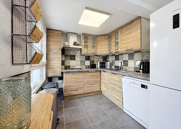 Le Petit Breuil شقة سارلا لا كانيدا