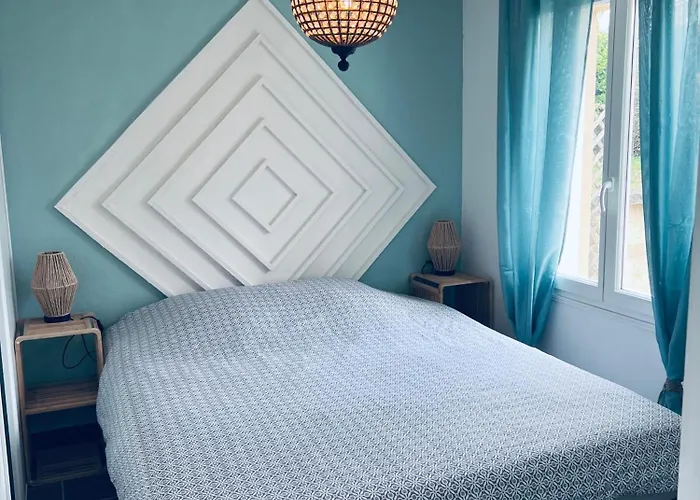 Le Petit Breuil سارلا لا كانيدا